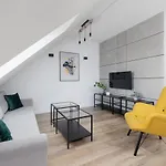 Cosy Kosciuszki Near The Main Train Station By Renters Katowice