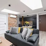 Cosy Kosciuszki Near The Main Train Station By Renters *