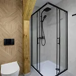 Cosy Kosciuszki Near The Main Train Station By Renters