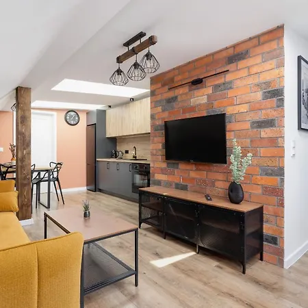 Cosy Kosciuszki Near The Main Train Station By Renters Lejlighed