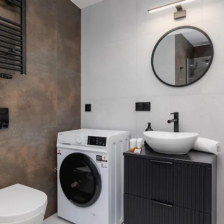 Apartment Cosy Kosciuszki Near The Main Train Station By Renters