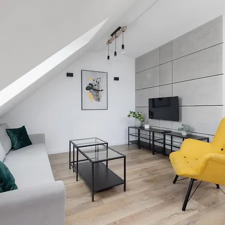 Cosy Kosciuszki Near The Main Train Station By Renters Katowice