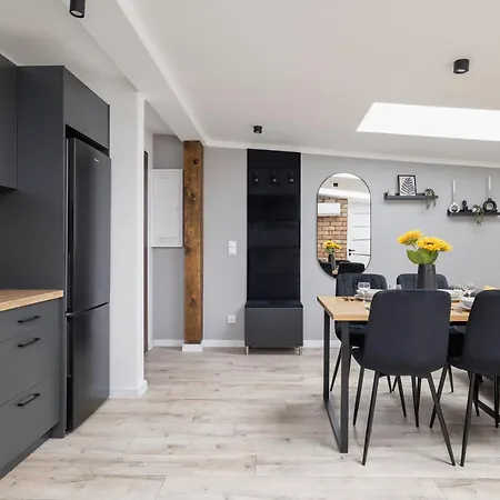 Cosy Kosciuszki Near The Main Train Station By Renters Apartment Katowice