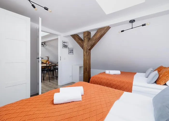 Cosy Kosciuszki Near The Main Train Station By Renters קטוביץ