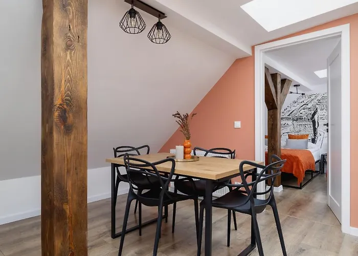 Cosy Kosciuszki Near The Main Train Station By Renters