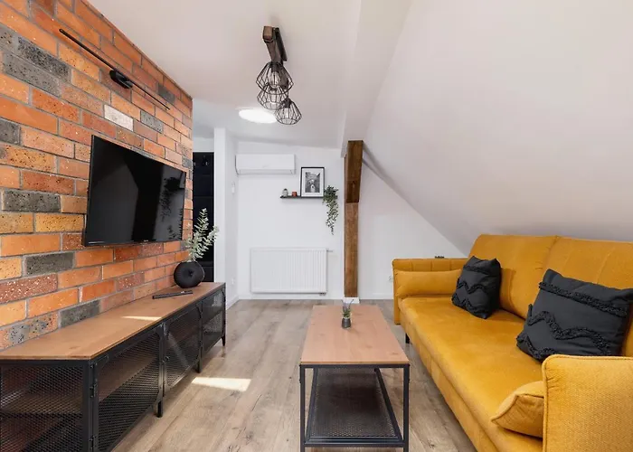 Cosy Kosciuszki Near The Main Train Station By Renters דירה