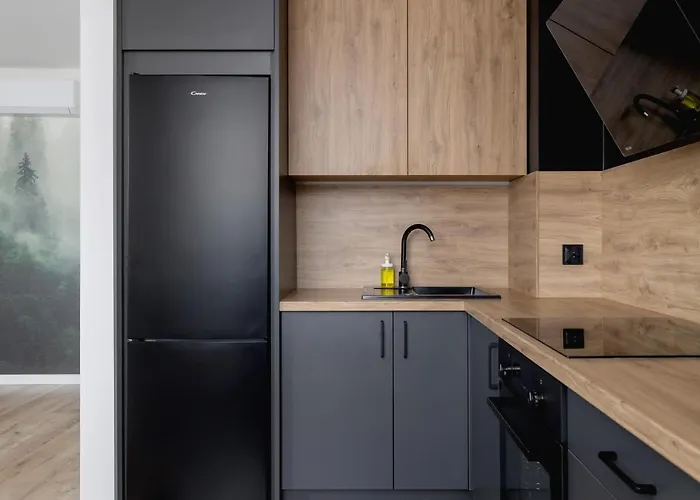 Cosy Kosciuszki Near The Main Train Station By Renters קטוביץ