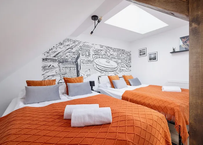 Cosy Kosciuszki Near The Main Train Station By Renters קטוביץ