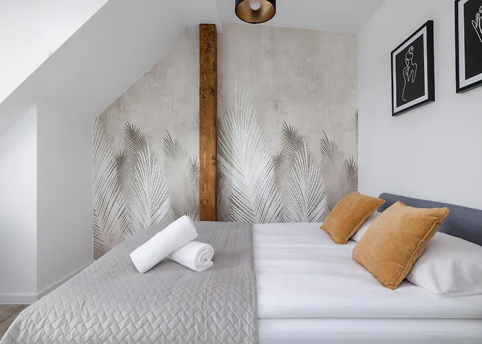 Cosy Kosciuszki Near The Main Train Station By Renters * קטוביץ