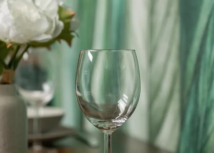 Cosy Kosciuszki Near The Main Train Station By Renters