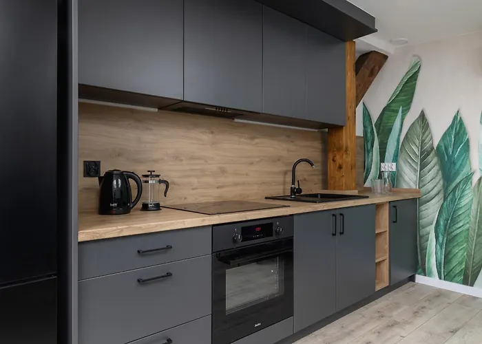 Cosy Kosciuszki Near The Main Train Station By Renters דירה *