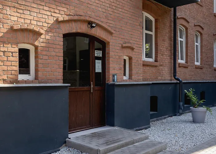 Cosy Kosciuszki Near The Main Train Station By Renters